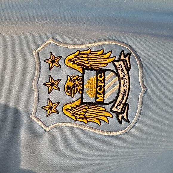 Etihad Airways Soccer Jersey - Picture 3 of 16